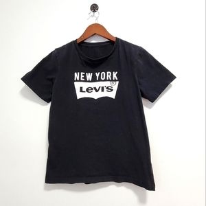 Levi's Classic T-Shirt - Size US XL